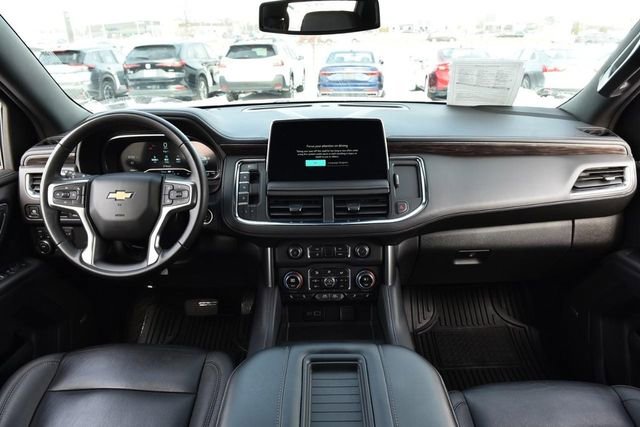 Used 2024 Chevrolet Suburban LT AWD/4WD image 7