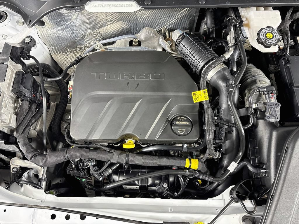 Certified 2025 Chevrolet Trax LS w/ LS Convenience Package FWD image 31