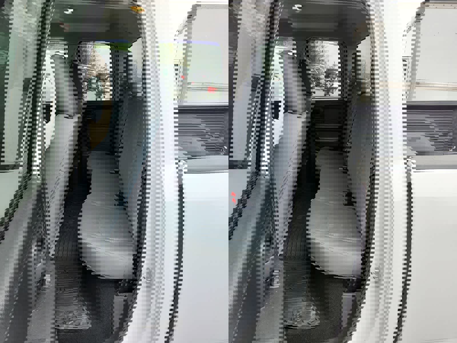 Used 2015 RAM 1500 Express image 25