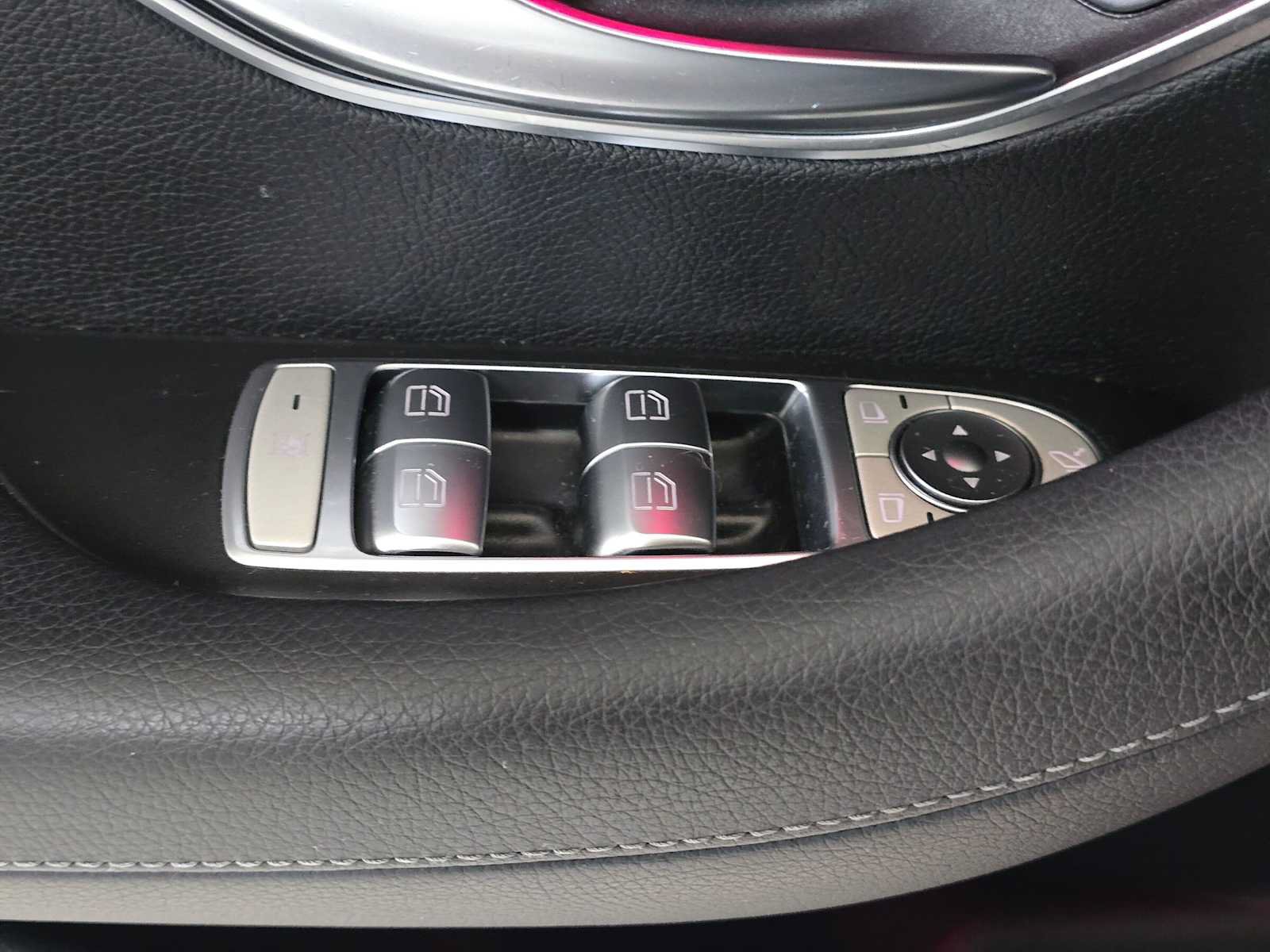 Certified 2017 Mercedes-Benz E 300 4MATIC image 24