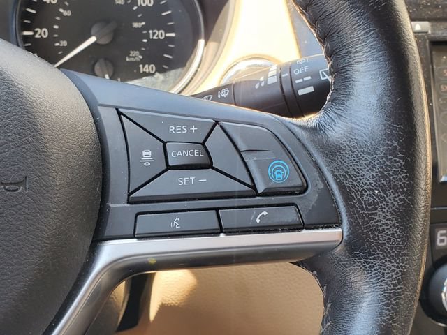 Used 2019 Nissan Rogue SV w/ Premium Package FWD image 21