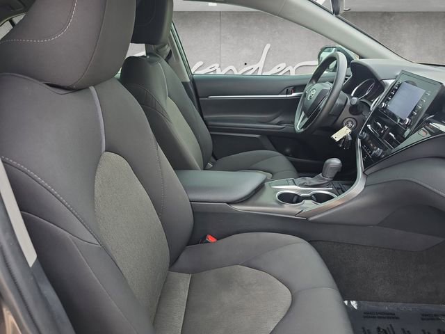 Used 2023 Toyota Camry LE image 24