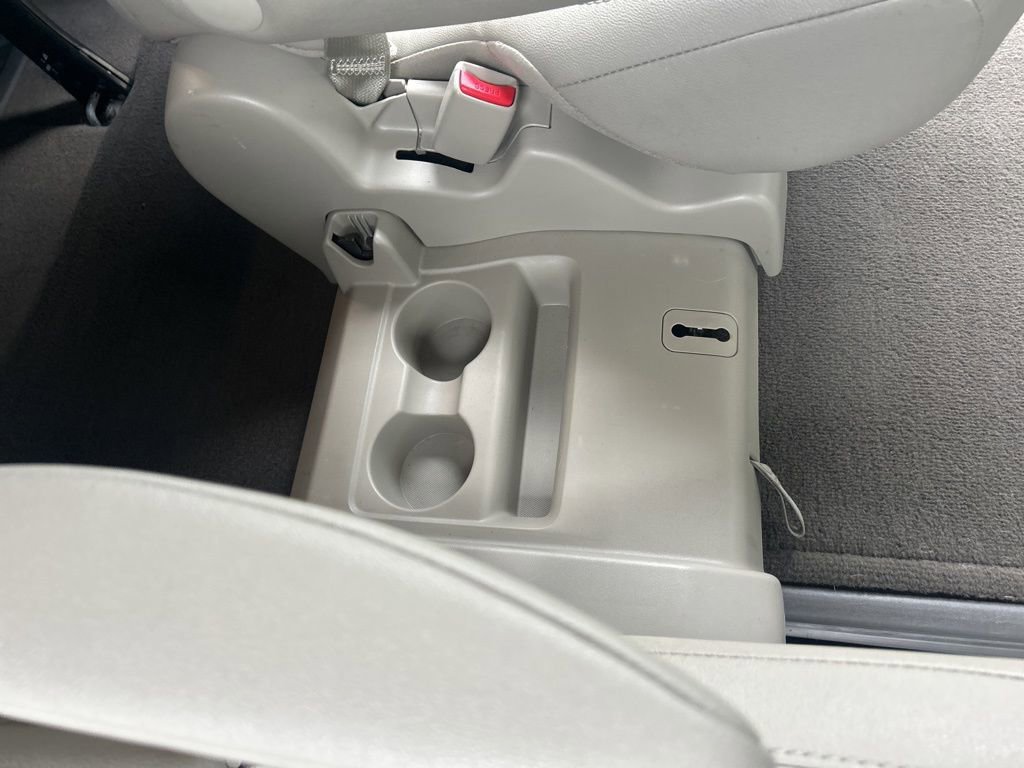 Used 2017 Toyota Sienna XLE w/ XLE Navigation Package image 12