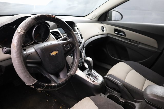 Used 2016 Chevrolet Cruze LS image 10