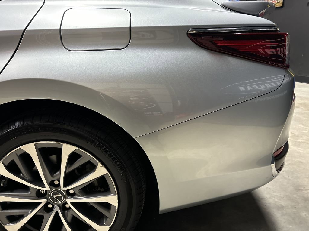 Used 2022 Lexus ES 300h w/ Premium Package FWD image 22