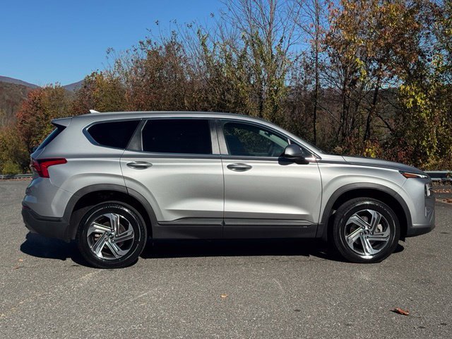Used 2023 Hyundai Santa Fe SE AWD/4WD image 7
