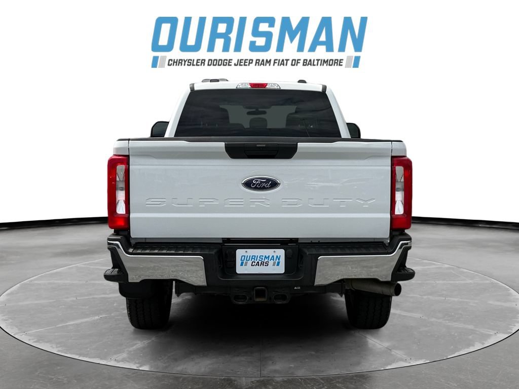 Used 2024 Ford F350 XLT w/ FX4 Off-Road Package AWD/4WD image 5