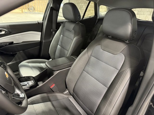 New 2025 Chevrolet Trax LT w/ Driver Confidence Package image 9