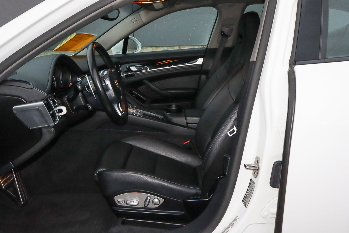 Used 2016 Porsche Panamera Edition image 7