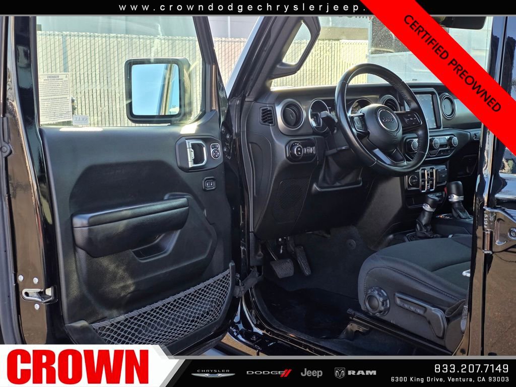Certified 2021 Jeep Gladiator Willys image 23