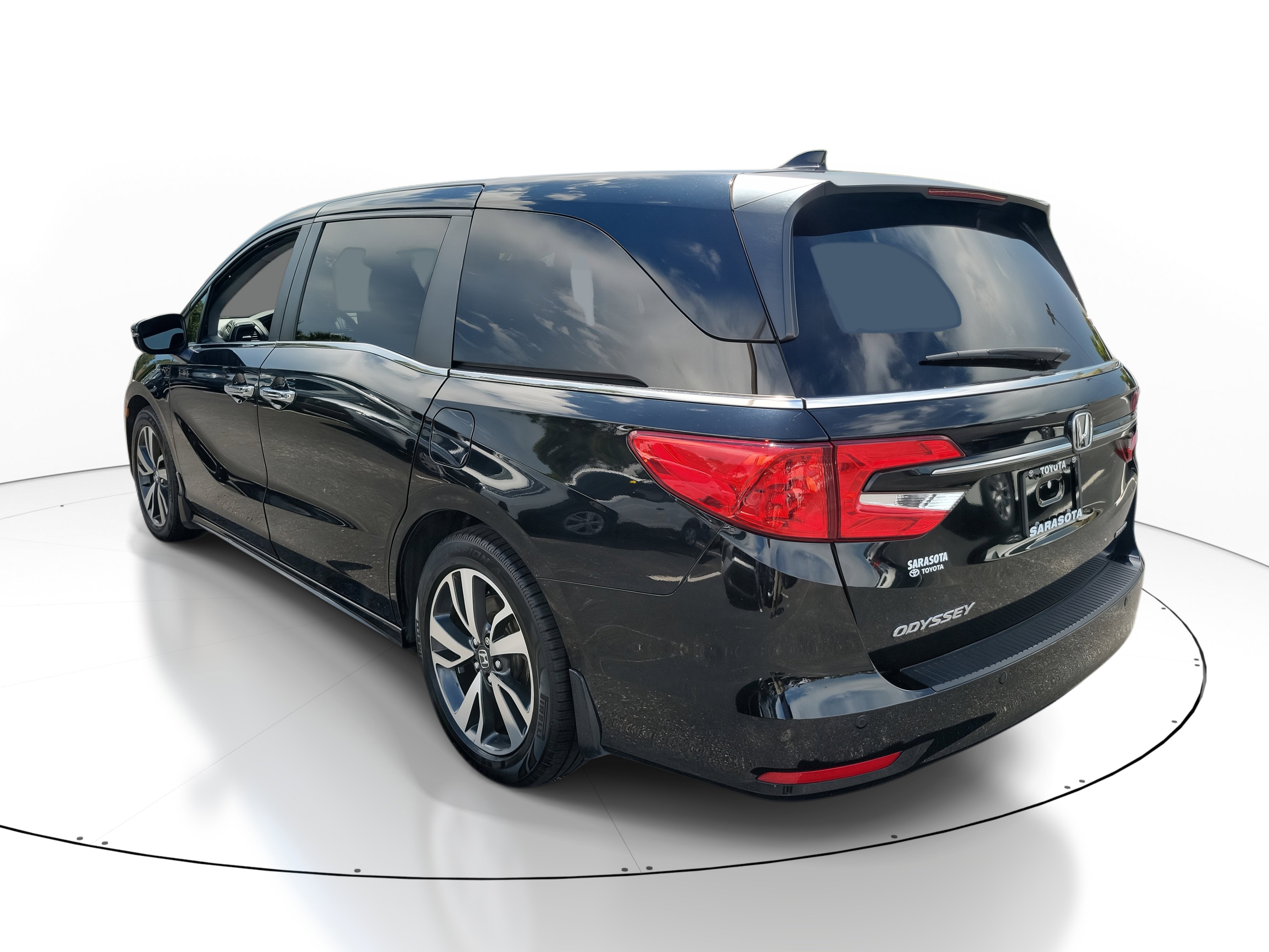 Used 2021 Honda Odyssey Touring image 4