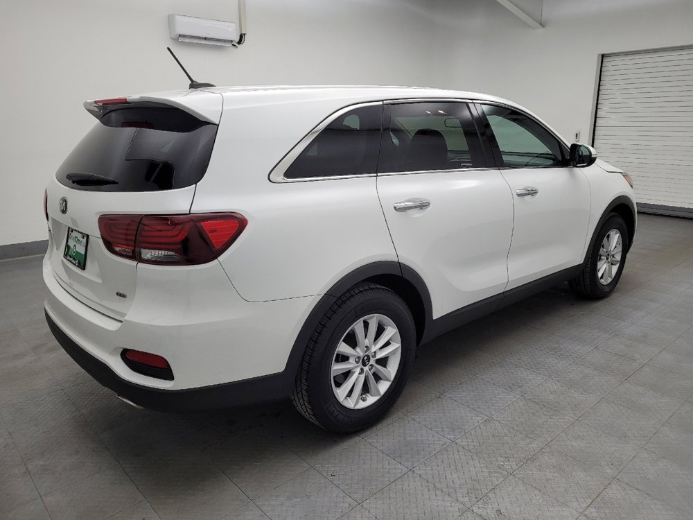 Used 2020 Kia Sorento LX image 10