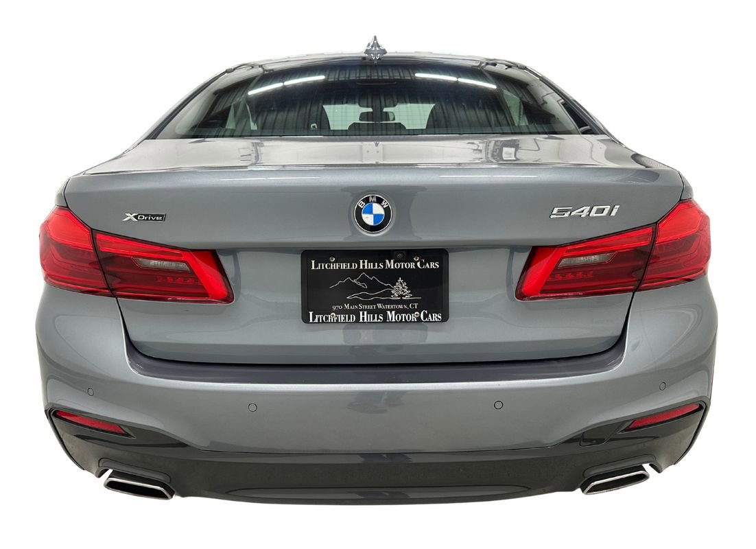 Used 2020 BMW 540i xDrive w/ Executive Package image 5