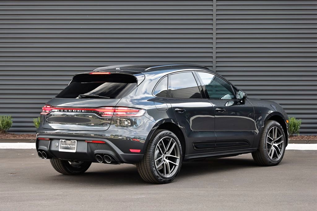 Certified 2026 Porsche Macan image 7