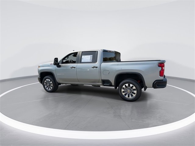 Used 2024 Chevrolet Silverado 2500 Custom w/ Custom Value Package image 6