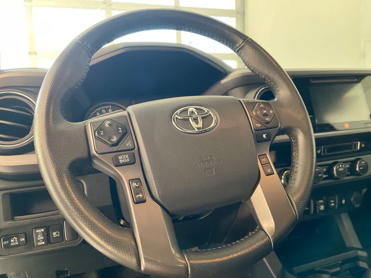 Used 2019 Toyota Tacoma TRD Off-Road AWD/4WD image 14