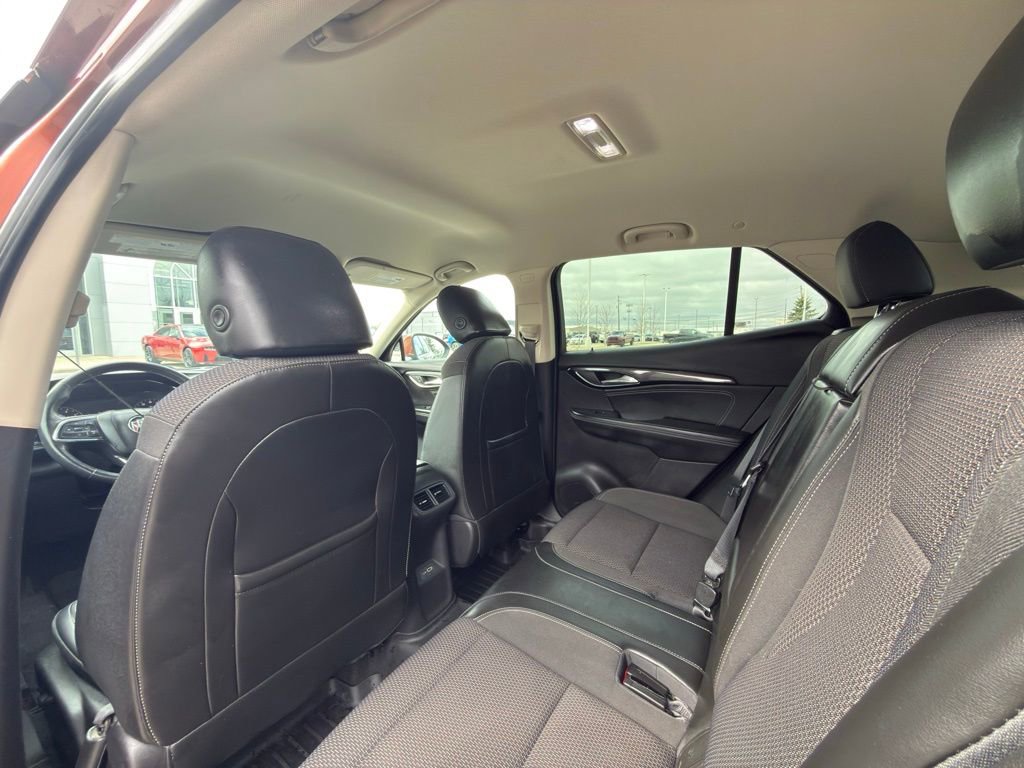 Used 2021 Buick Envision Preferred image 32