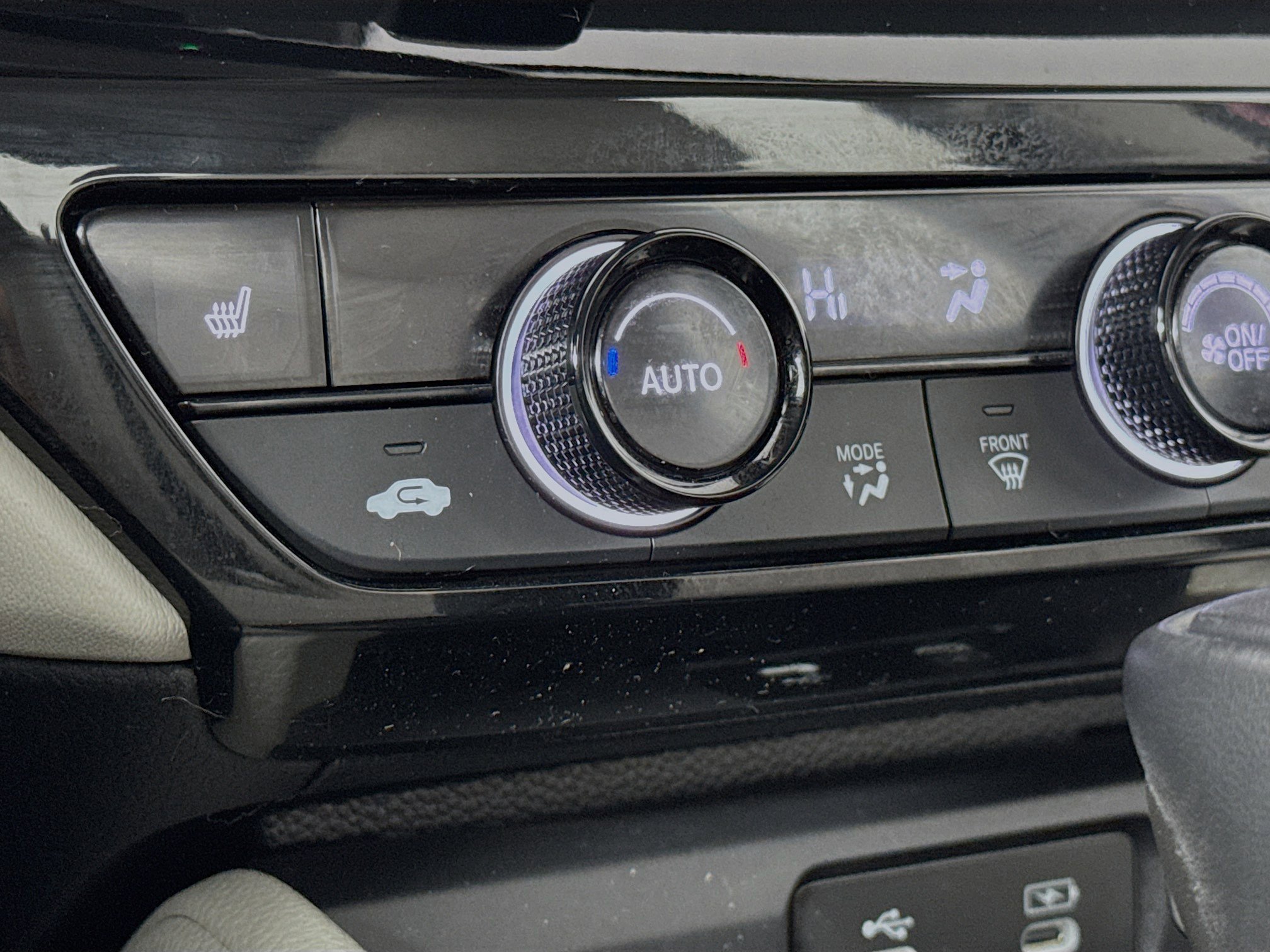 Certified 2024 Honda Accord EX-L image 19