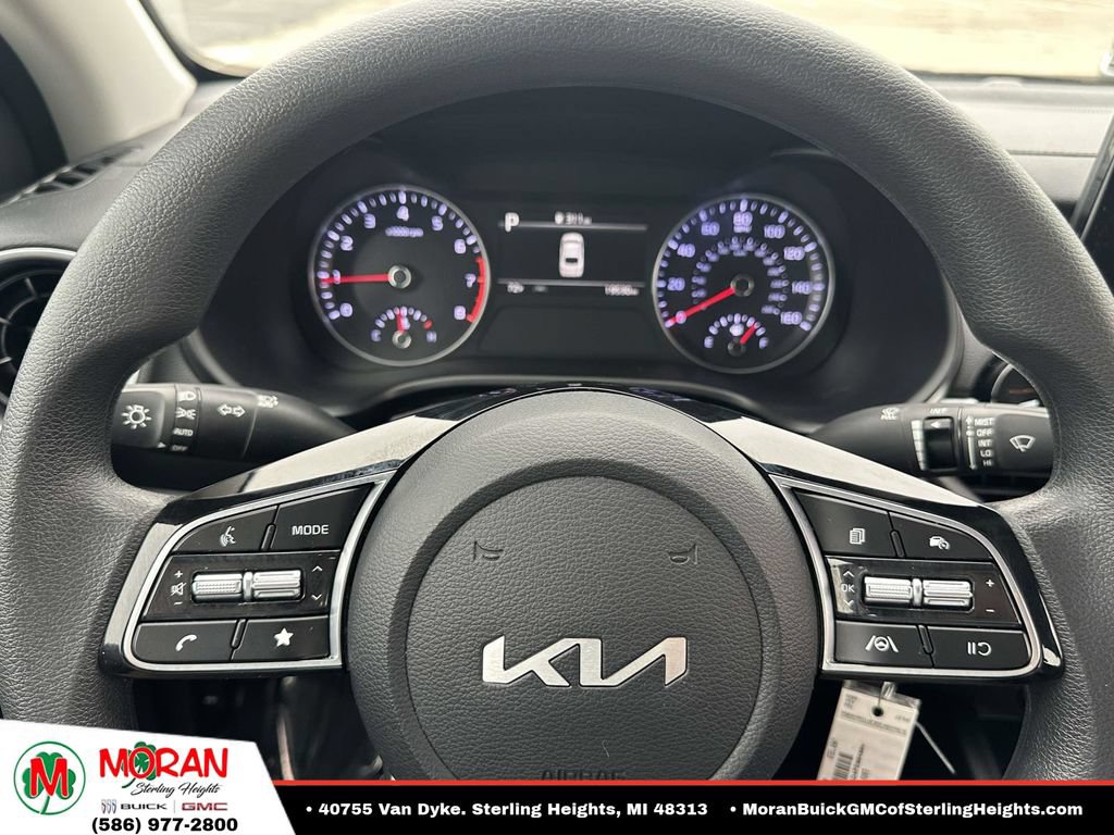 Used 2023 Kia Forte LXS FWD image 18