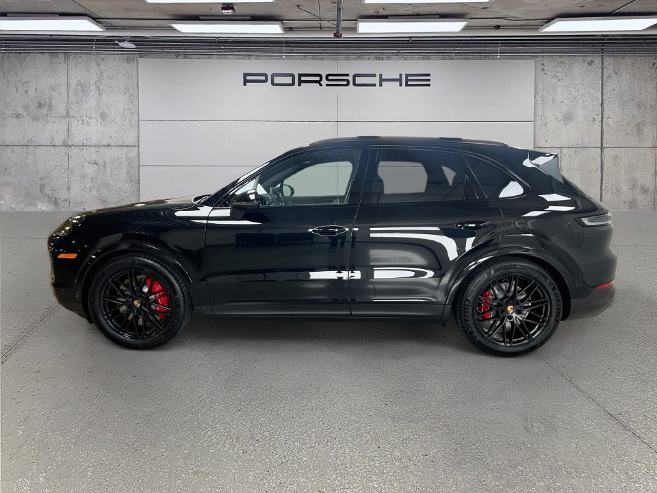 New 2026 Porsche Cayenne S AWD/4WD image 2