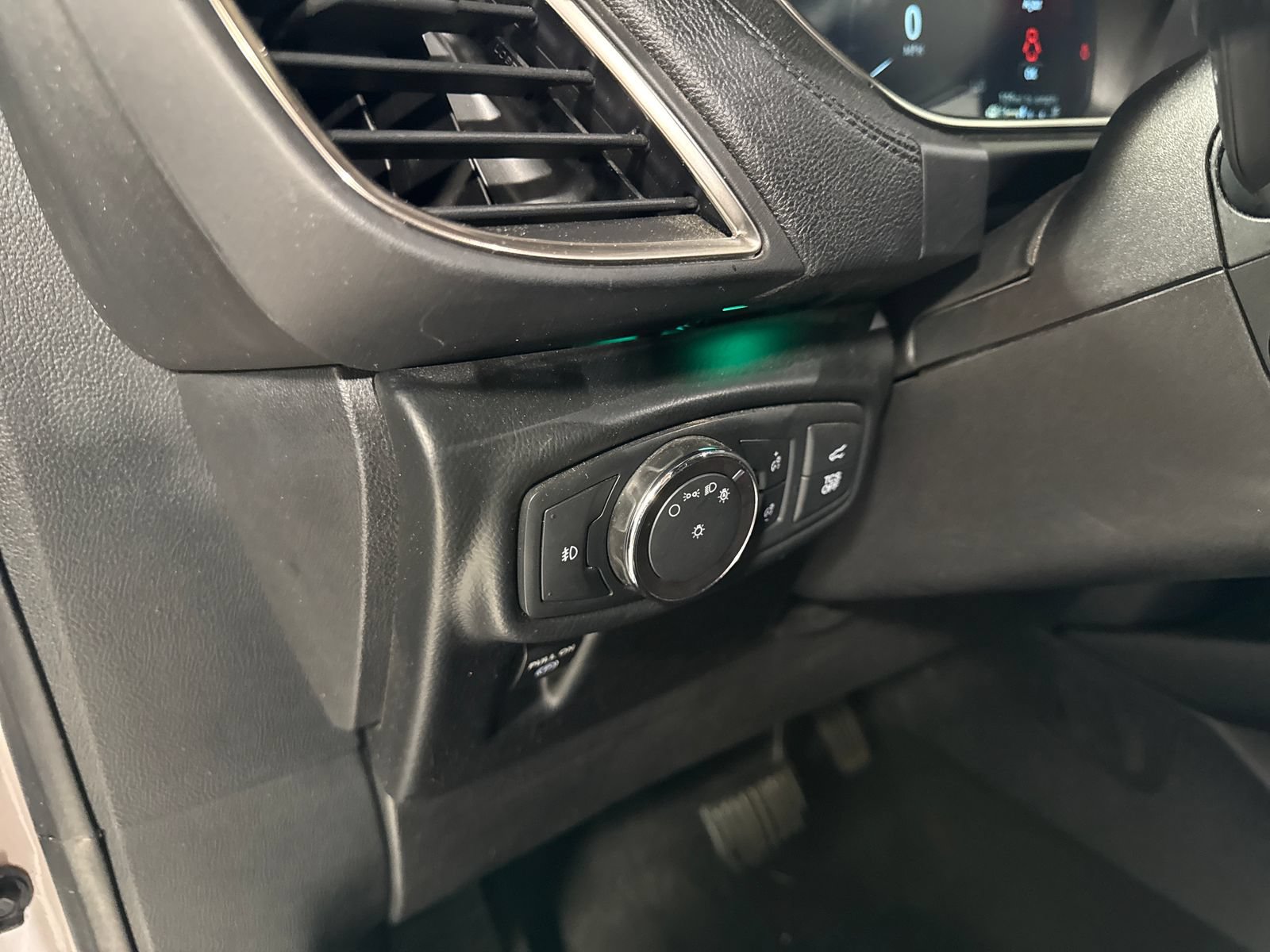 Used 2019 Lincoln Nautilus Reserve AWD/4WD image 18