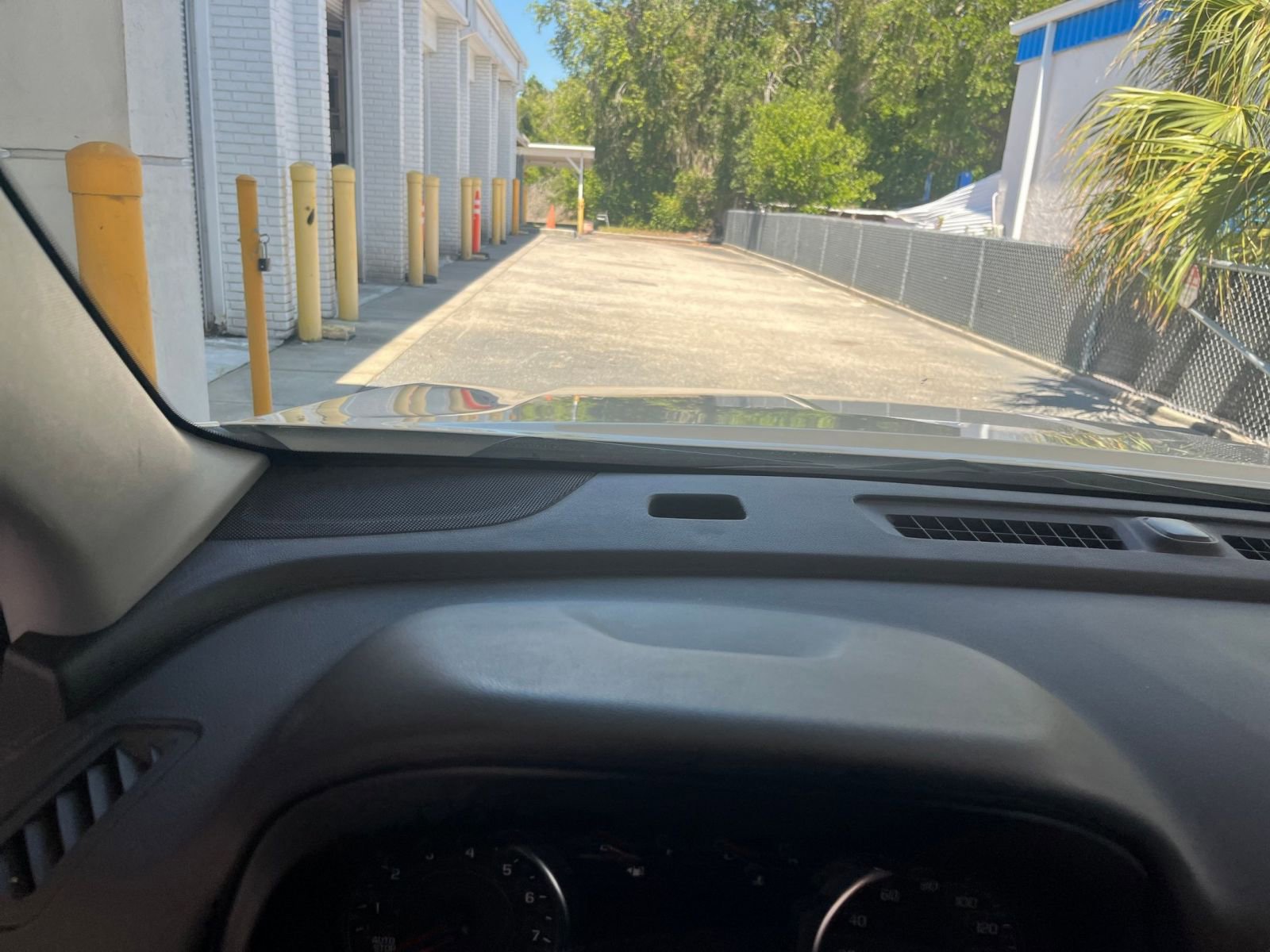 Used 2024 GMC Terrain SLE FWD image 33