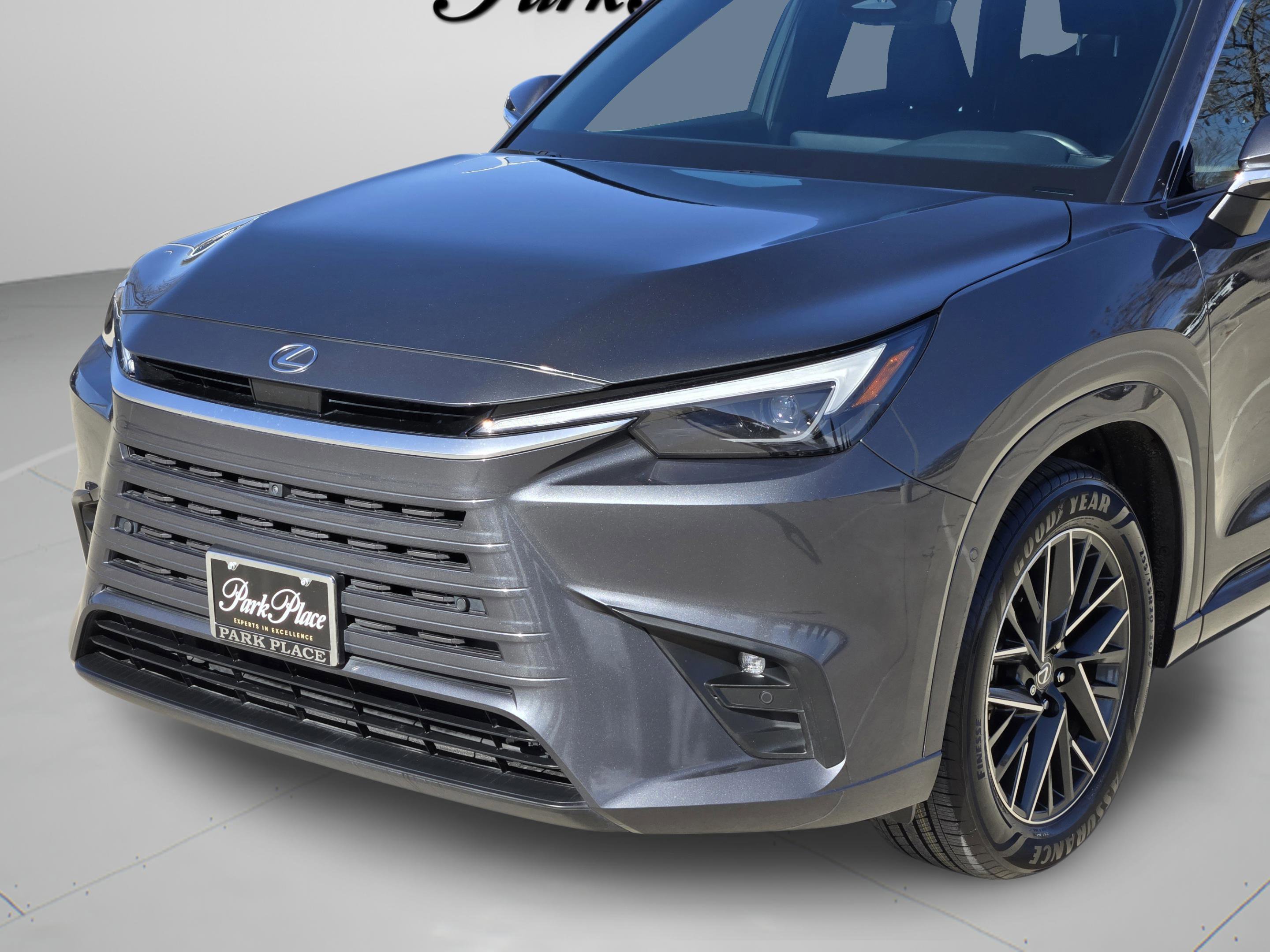 Used 2024 Lexus TX 350 FWD w/ Technology Package image 2