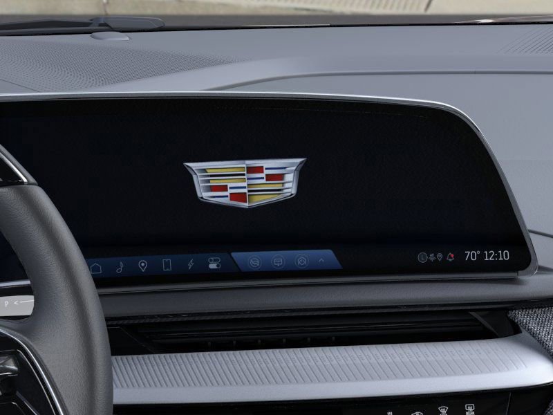 New 2025 Cadillac Optiq Luxury 2 w/ LPO, ONYX Package image 20