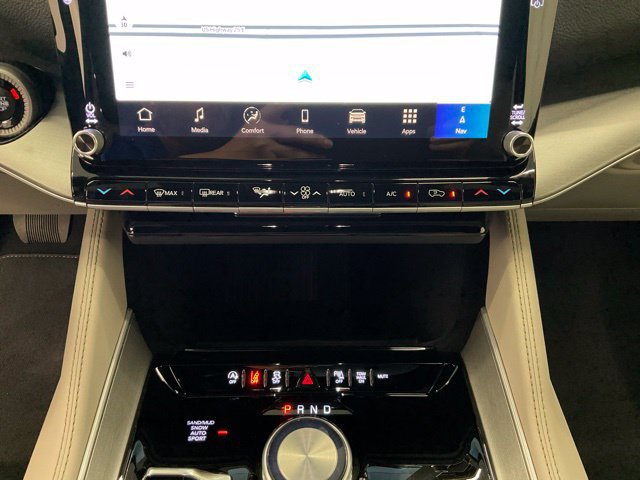 New 2026 Jeep Grand Wagoneer L Limited AWD/4WD image 20