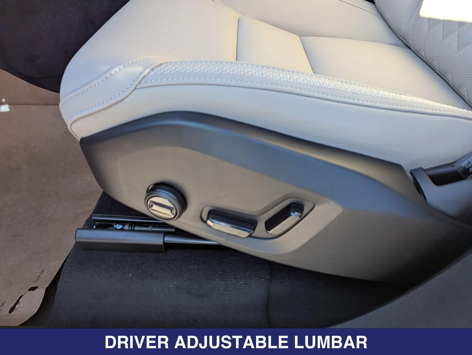 New 2026 Volvo XC90 B6 Plus w/ Protection Package Premier AWD/4WD image 10