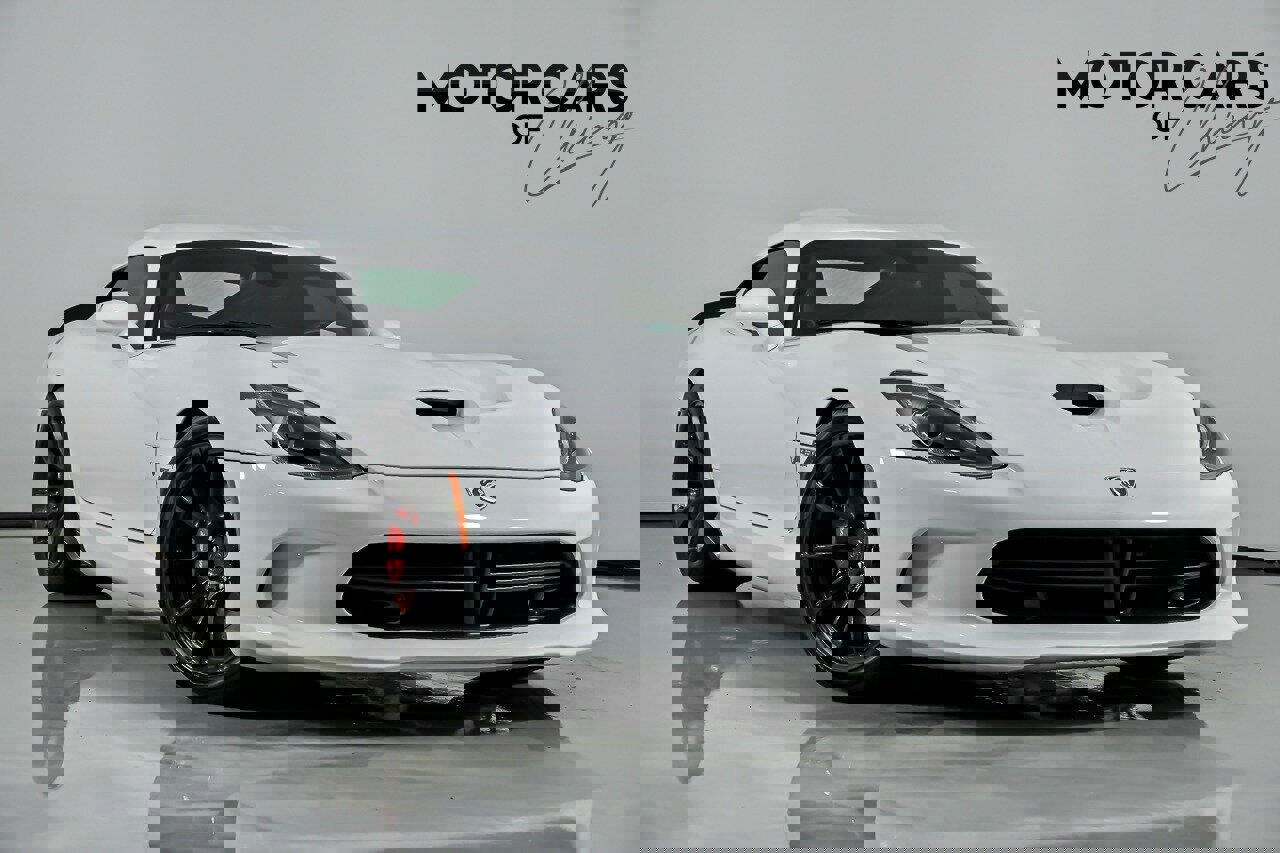 Used 2015 Dodge Viper w/ Quick Order Package 22J GT RWD image 1