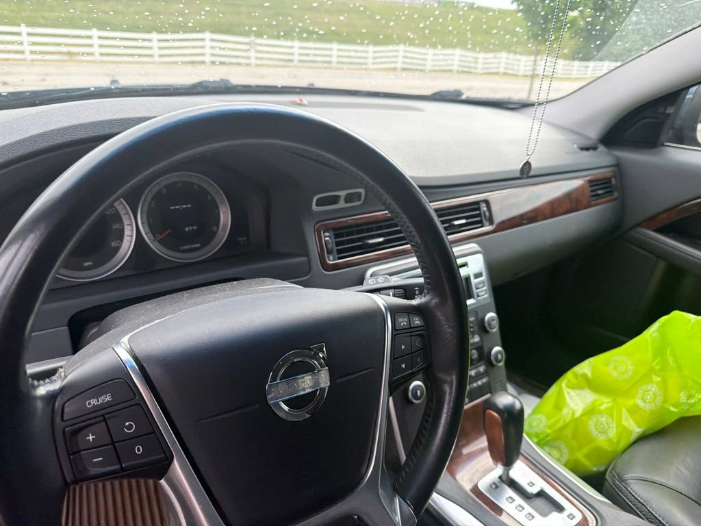 Used 2011 Volvo XC70 T6 AWD/4WD image 11