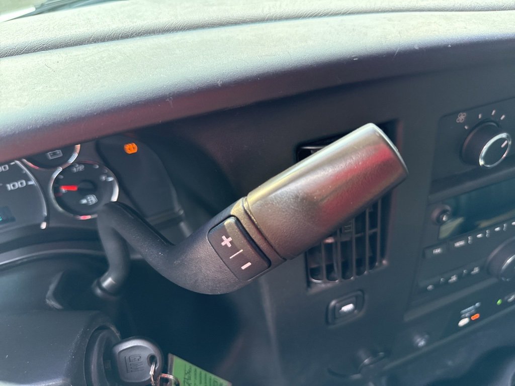 Used 2019 Chevrolet Express 2500 image 9