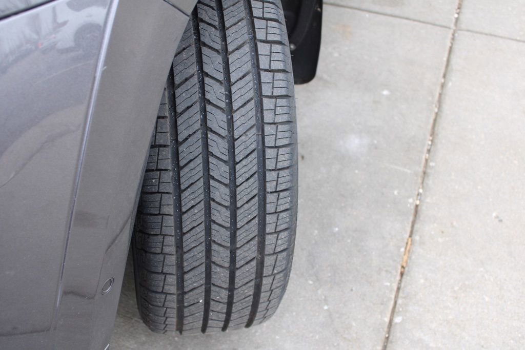 Used 2018 Jeep Grand Cherokee Summit w/ Platinum Series Group image 14