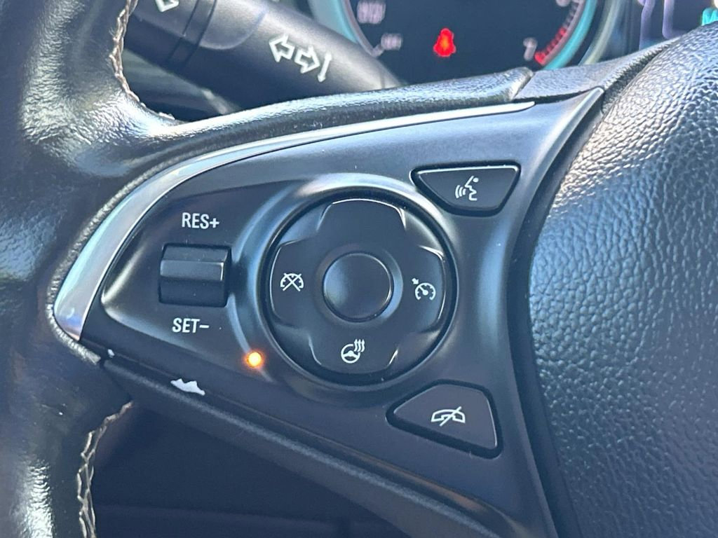 Used 2017 Buick Envision Essence w/ LPO, Hit The Road Package FWD image 27
