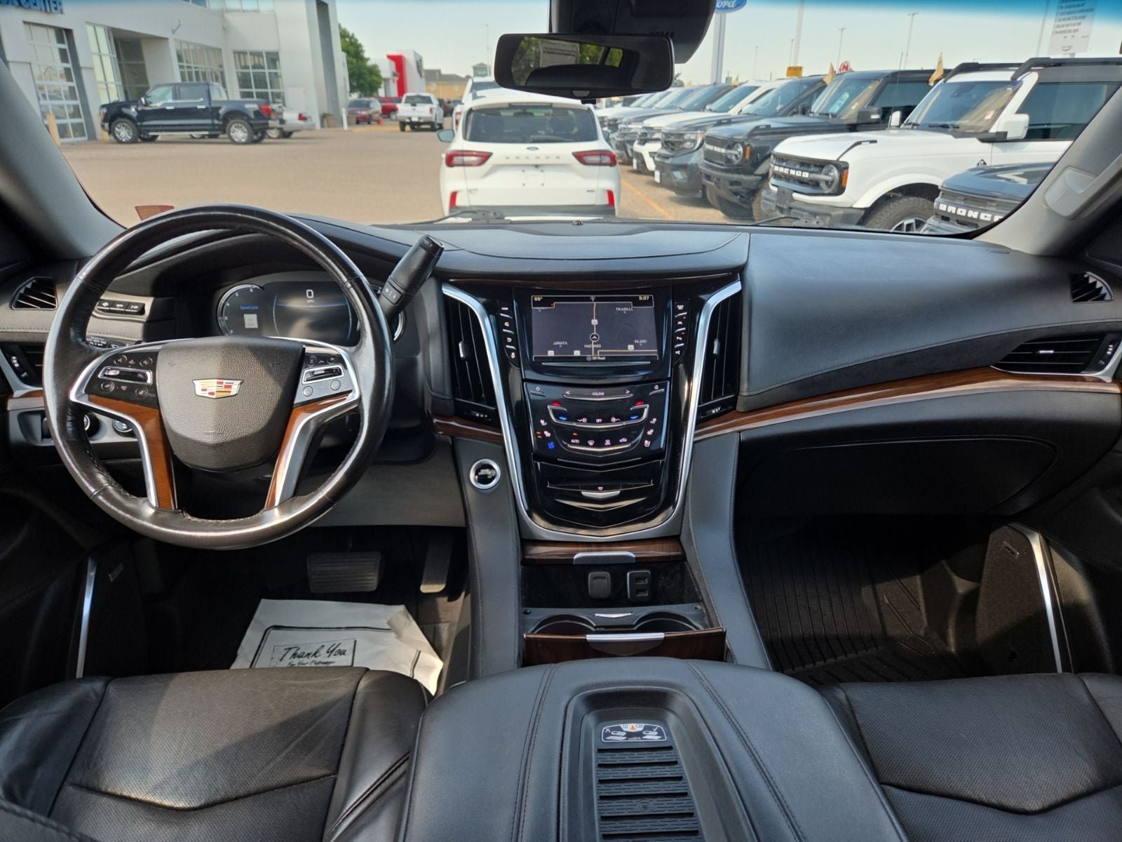 Used 2020 Cadillac Escalade ESV Premium Luxury AWD/4WD image 36