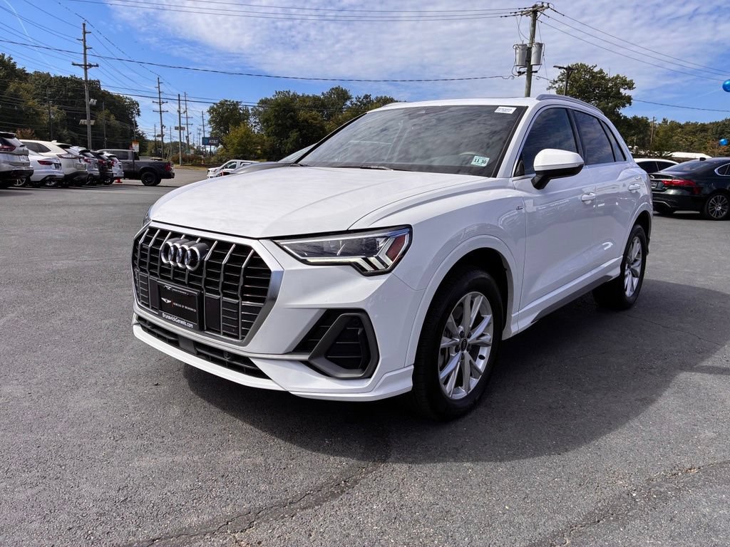 Used 2025 Audi Q3 2.0T Premium AWD/4WD image 3