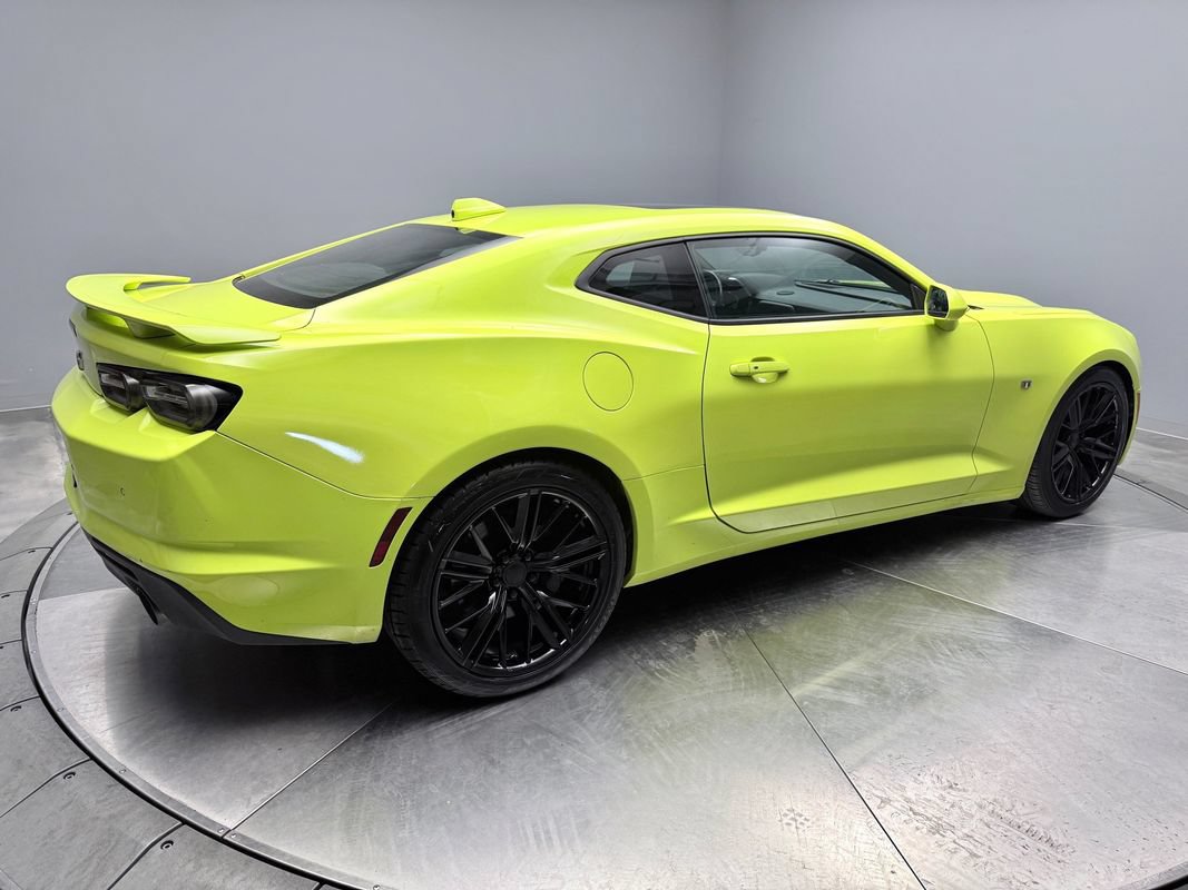 Used 2020 Chevrolet Camaro SS RWD image 5