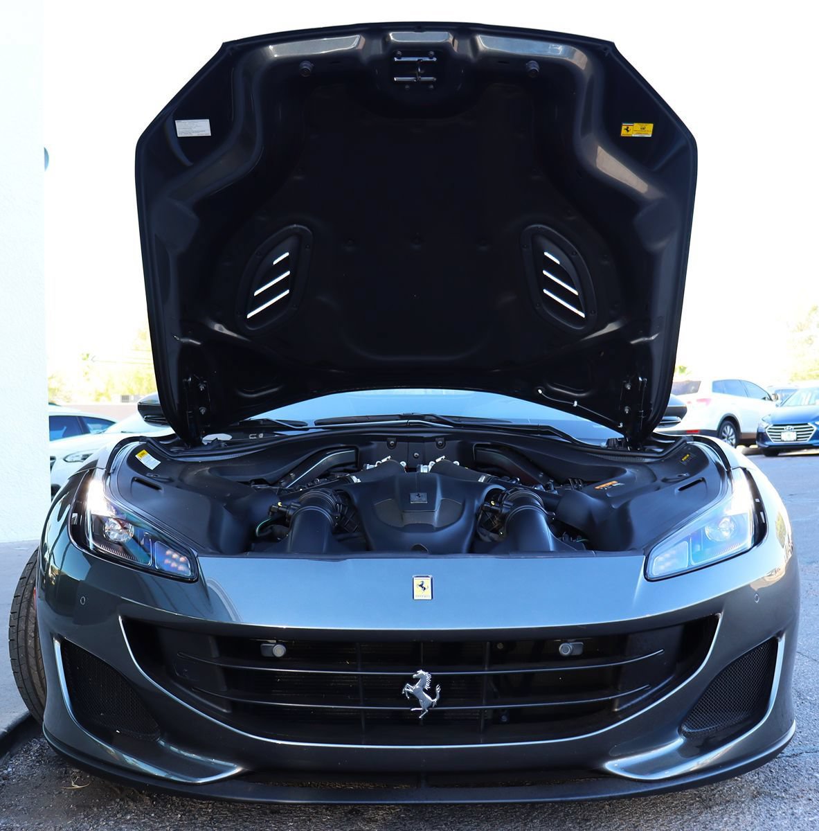Used 2020 Ferrari Portofino RWD image 67