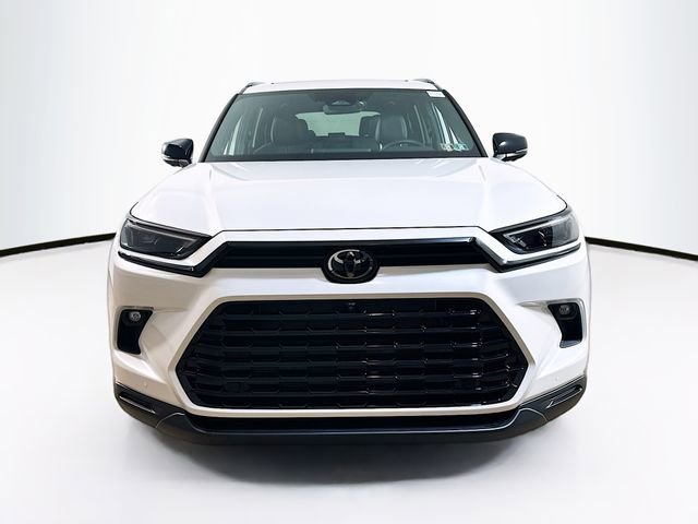 Used 2025 Toyota Grand Highlander AWD Hybrid image 2