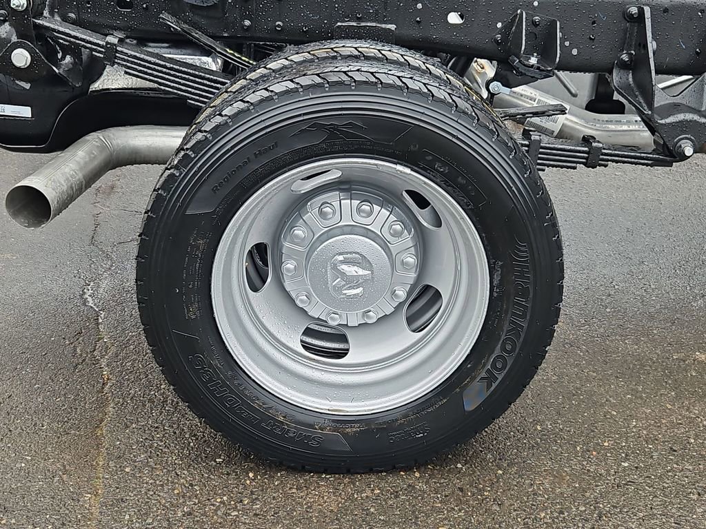 New 2026 RAM 5500 Tradesman image 9