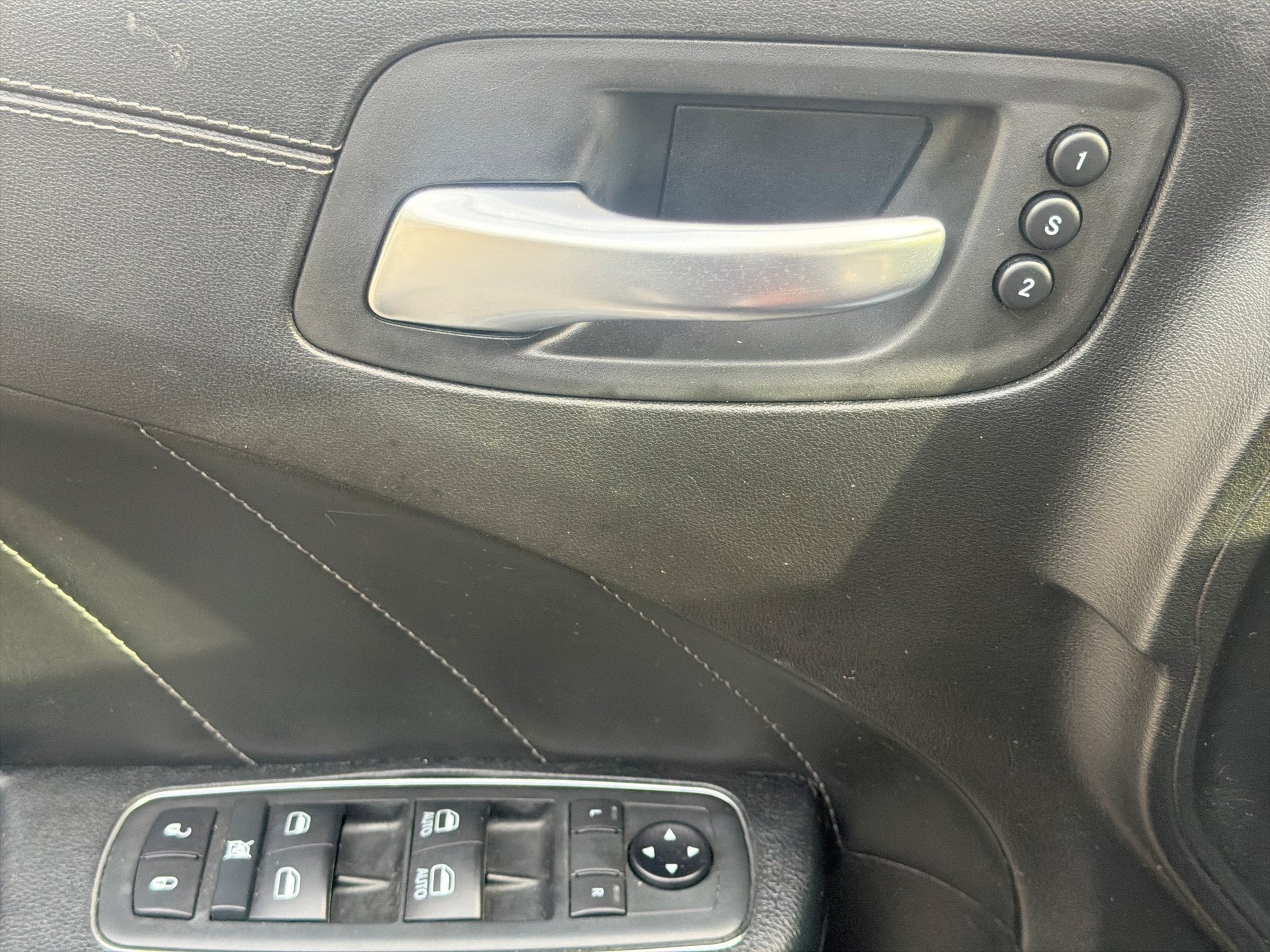 Used 2020 Dodge Charger Scat Pack RWD image 15