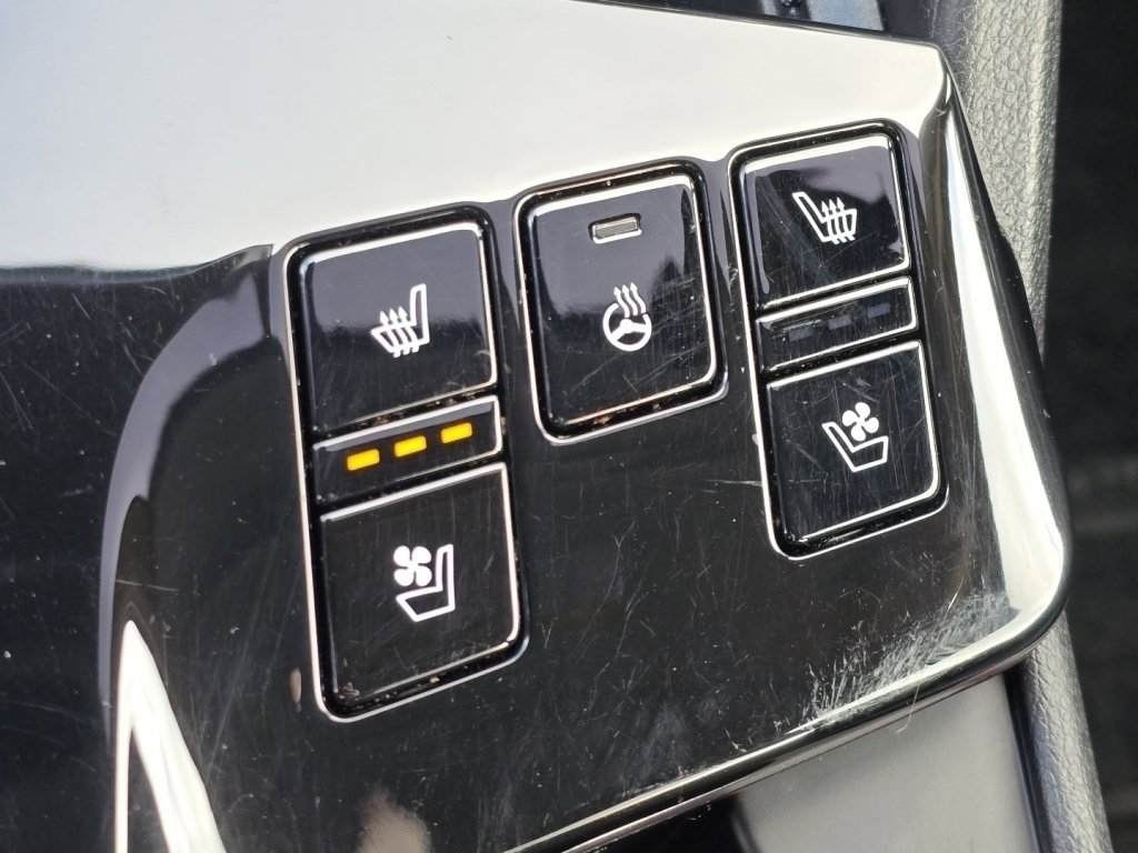 Used 2024 Kia Sportage SX Prestige image 6