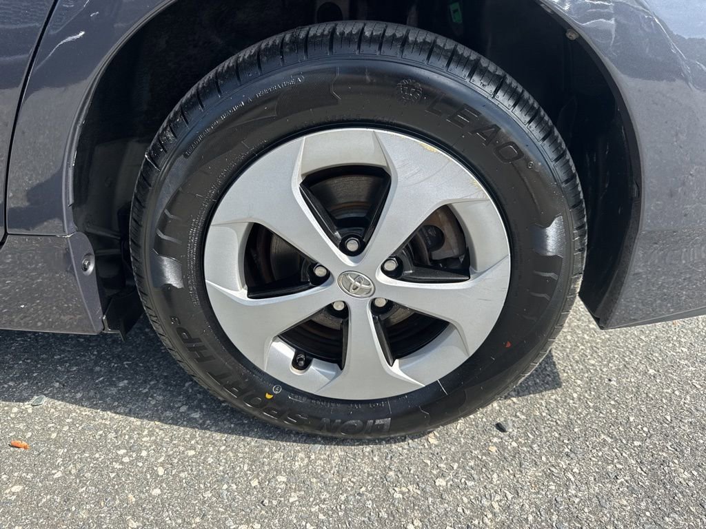 Used 2014 Toyota Prius Three FWD image 28