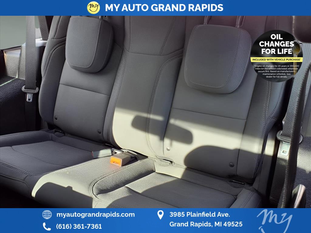 Used 2020 Jeep Wrangler Sport image 5