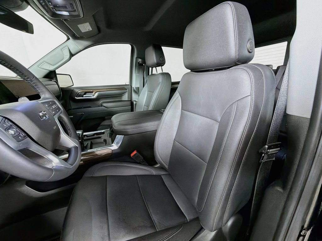 Used 2024 Chevrolet Silverado 1500 RST w/ All Star Edition Plus AWD/4WD image 12