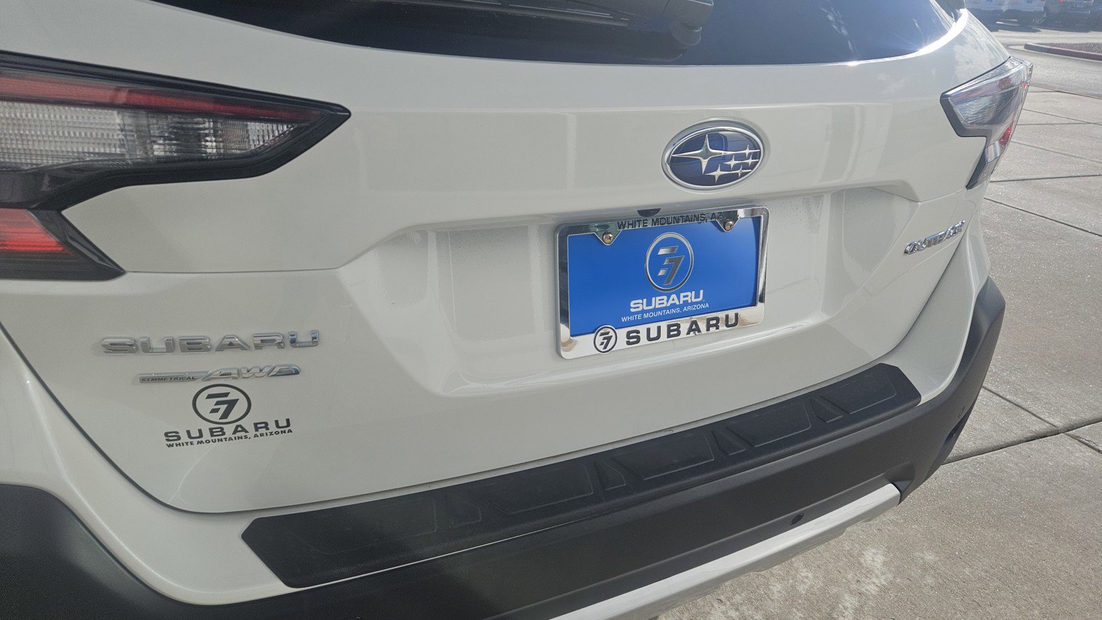New 2025 Subaru Outback Limited image 7