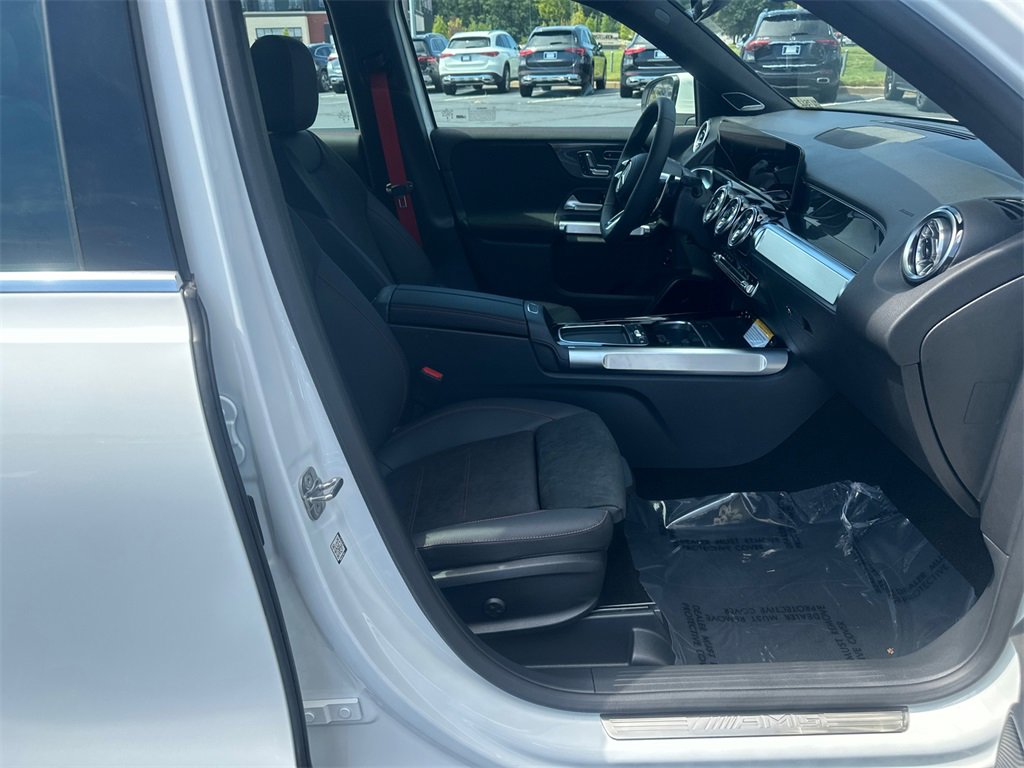 New 2026 Mercedes-Benz GLB 35 AMG 4MATIC image 15