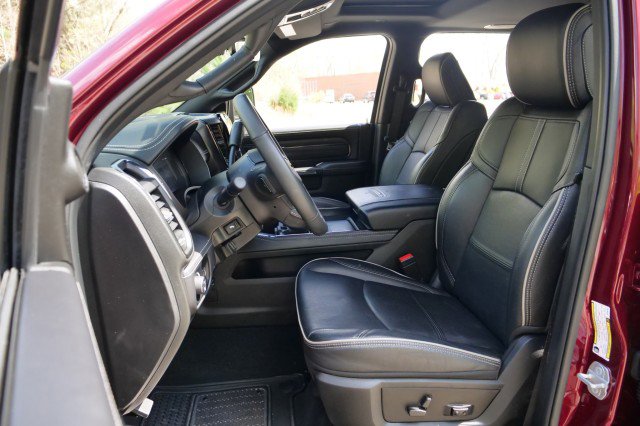 Used 2023 RAM 3500 Limited image 31