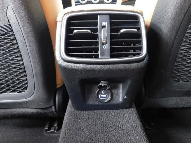 Used 2022 Genesis G70 3.3T image 22